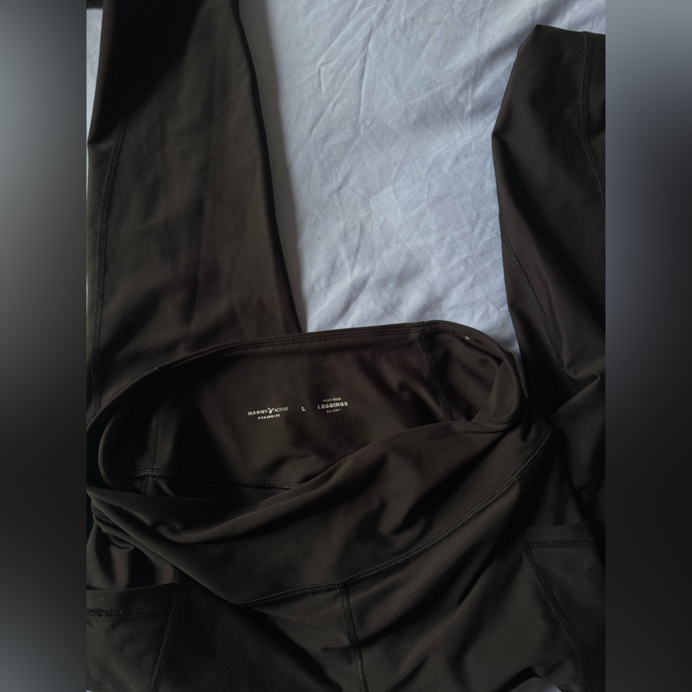 Old Navy Black High-Rise Leggings